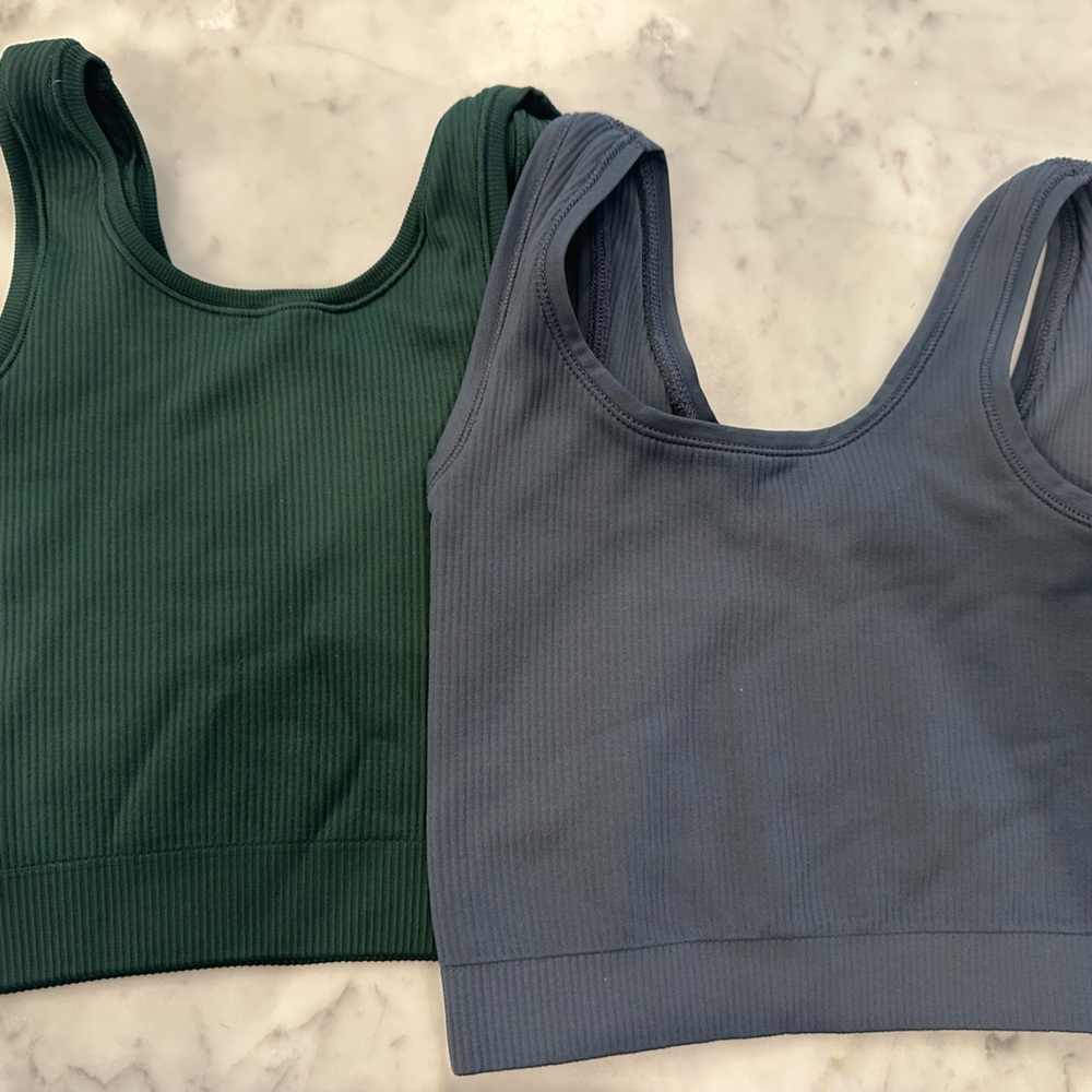 Set of 2 Athleta Girl Rise Above rib tanks- Green and Gray size xs/6